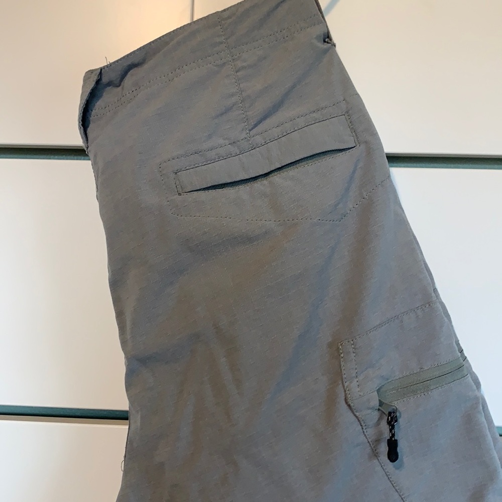 Volcom shorts